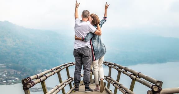 happy couple after finding the best erectile dysfunction treatment